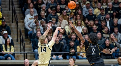 Purdue forward Jack Benter